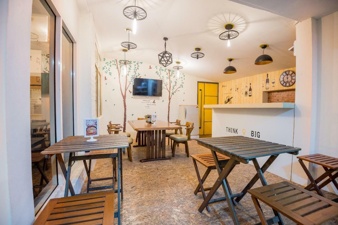 T Smy House Hostel กรุงเทพมหานคร ภายนอก รูปภาพ
